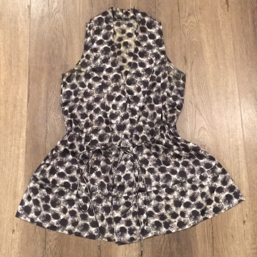 Hugo Boss Silk Black White Sleeveless Shirt